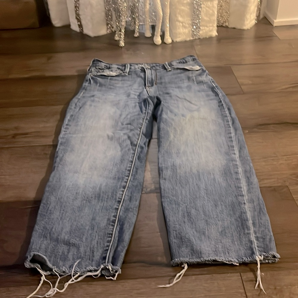 Levi high rise slim crop jeans